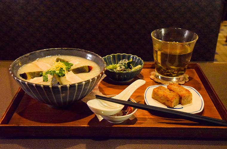 【神戸元町】健康的な中華粥が人気の「甜蜜蜜(ティムマッマッ)」オリジナル香港スイーツも♪