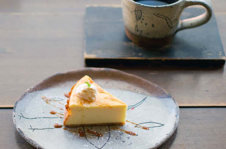 【神戸三宮】長年愛される「カフェケシパール」チーズケーキとコーヒーに癒やされて♪