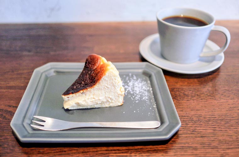 【神戸灘区】「カフェ ベレ ノアール」モーニングや濃厚チーズケーキが人気♪
