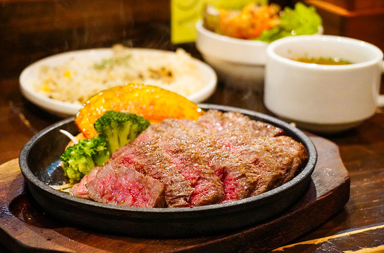 【神戸三宮】「カミシゲ」A5ランクの神戸牛ステーキが低価格で♪平日限定ハンバーグランチも